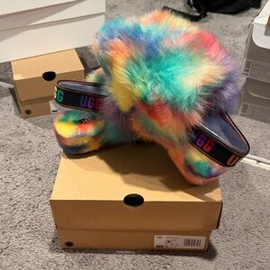 UGG Kids' Rainbow Fluffy Slippers